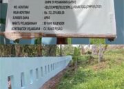 Kualitas Pekerjaan Proyek Pembangunan Tanggul dan Pagar SMPN 29 Marga Punduh Disoal Masyarakat.