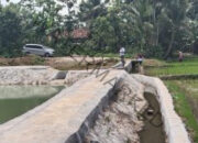 Di Duga Proyek  Embung Desa Merak Batin Jadi Ajang Korupsi Pihak Dinas Dan Rekanan