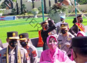 Kapolda Lampung Irjen Pol Akhmad Wiyagus Disambut Tradisi Pedang Pora