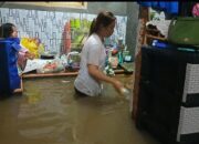 Akibat Hujan Deras di Jalan Gunung Lawu Kota Metro Terjadi Banjir