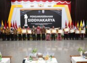 Mewakili Bupati, Sekda Nirlan Terima Penganugrahan Siddhakarya Tahun 2022 dari Gubernur Lampung
