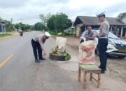 Banyak Lubang Di Jalan Lampung Timur, Kasat Lantas Tinjau Langsung