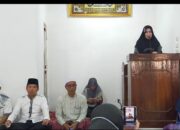 Hadir di Pengajian Rutin BKMT Kecamatan Kotabumi, Wakil Ketua TP-PKK Lampura, Devriyana Marda Ardian Ajak Jamaah Jaga Kekompakan