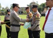 Polres Lampung Timur Gelar Upacara Hari Kesadaran Nasional Dan Berikan Reward Kepada Personel Yang Berprestasi