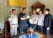 Wujud Kepedulian, Sie Dokkes Polresta Lakukan Home Visit Kepada Personel yang Sakit