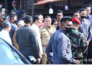 Bupati Lamsel Nanang Ermanto Dampingi Presiden Jokowi Kunjungi Pasar Natar Bagi Sembako dan BLT