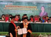 Henry Yosodiningrat Raih Gelar Profesor Kehormatan di Unissula
