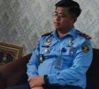 Abdul Aziz Kepala Rutan IIB Sukadana Menginstruksi kan Tingkatkan Keamanan dan Kualitas Pelayanan