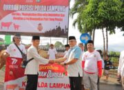Polda Lampung Gelar Sholat Idul Adha 1444 H, 34 Ekor Hewan Qurban di Bagikan