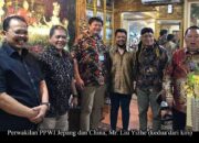 Liu Yizhe Dikukuhkan sebagai Anggota Kehormatan dan Perwakilan PPWI di Jepang dan China