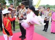 Upacara Welcome and Farewell Parade, Kapolres Way Kanan AKBP Pratomo Widodo Tekanan Zero Pelanggaran Tingkatkan Prestasi