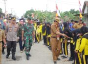 Bupati Musa Ahmad Hadiri Acara Penutupan Karya Bakti TNI di Kampung Sukanegara, Masyarakat Apresiasi Hasil Pembangunan