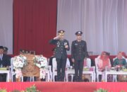 Kapolres Pringsewu Pimpin Upacara Penurunan Bendera Peringatan HUT Kemerdekaan RI ke-78