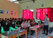 Personel Polsek Pringsewu Melaksanakan Pembinaan dan Penyuluhan Kenakalan Remaja di SMK Yasmida Ambarawa