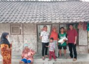 Bacaleg PDI Perjuangan Andarmin, SH Santuni Warga Kurang Mampu di Desa Mekar Mulya