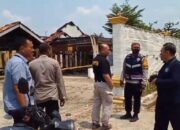 Polisi Amankan 3 Tersangka Pembakar Rumah Warga Kuripan Padang Ratu