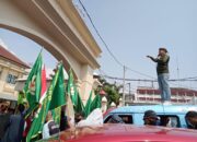 Sidang Perdana Kasus PMD Lampung Utara Diwarnai Demo KOMA Lampung Tolak Kriminalisasi