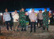 Pastikan Malam Natal Aman, Polres Lamtim Bersama TNI Dan Forkopimda Melaksanakan Patroli Skala Besar
