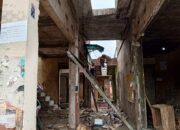 Pembangunan Pasar Natar Diperkirakan Telan Anggaran Rp 59 Miliar, Alat Berat Pembersihan Pasar Diduga Gunakan BBM Subsidi.