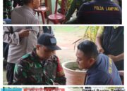 Pastikan Kondisi Prima, Si Dokkes Polres Lampung Tengah Beri Bantuan Kesehatan Pada Sidang Pleno Tingkat Kecamatan