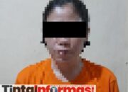 Seorang Ibu Rumah Tangga (IRT) diamankan Polsek Way Pengubuan karena diduga menggelapkan uang puluhan juta milik warga