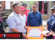 Bupati Lampung Selatan Nanang Ermanto Bantu Rumah Terbakar Di Kecamatan Sidomulyo