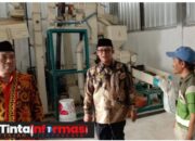 Para Buruh Petani Tebang Tebu Di Lampung Tengah Siap Dukung dr.H.Ardito Wijaya Maju Bakal Calon Bupati (Bacabup)