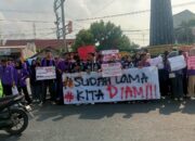 Mahasiswa BEM Pringsewu Gelar Aksi Protes di Kantor Bupati dan DPRD