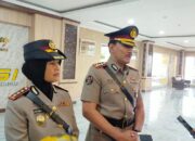 Mantan Kabid Humas Polda Lampung KombesPol Pandra Sertijab pada KombesPol Umi Fadilah