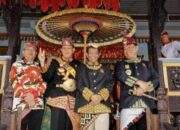 Edward Syah Pernong Lampung Beri Mahfud Gelar Batin Perkasa Saibani Niti Hukum