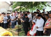 Pj Gubernur Samsudin Lepas Jenazah Orang Tua Kepala Dinas BMBK Provinsi Lampung