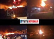 Heboh Diduga Gudang Penimbunan BBM Ilegal Terbakar Masyarakat Berhamburan Menyelamatkan Diri.