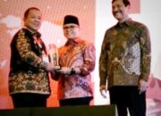 Gubernur Arinal Djunaidi Menerima Penghargaan Digital Government Award Kategori Penguatan Kebijakan Sistem Pemerintahan Berbasis Elektronik
