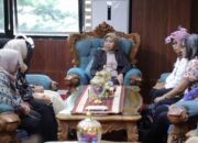 Rektor Unila Terima Audiensi Aktivis Perempuan Lampung