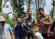 Sebanyak 15 Warga Terima Bantuan Bedah Rumah dari Wakil Ketua I DPRD Lampung