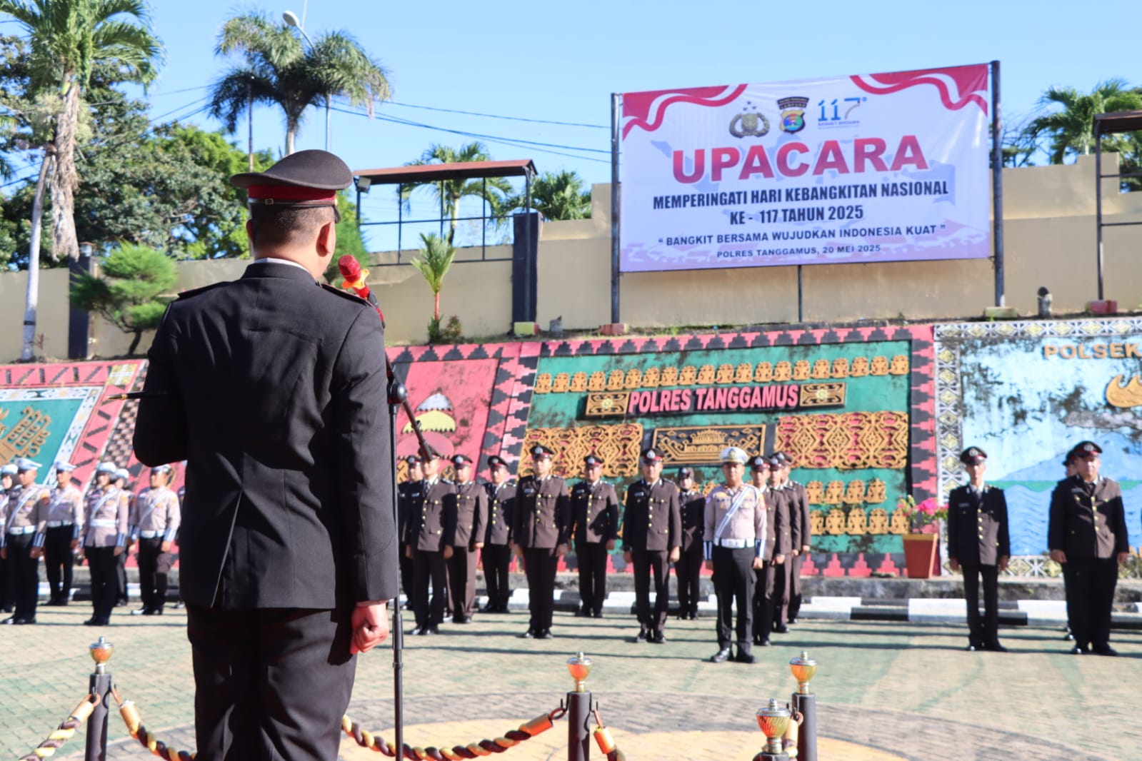 Polres Tanggamus Gelar Upacara Peringatan Hari Kebangkitan Nasional ke-117 Tahun 2025 dan Tabur Bunga