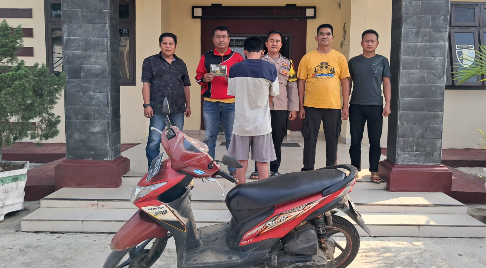 Tempo Satu Jam Polsek Talang Padang Dibantu Warga Tangkap Pelaku Curanmor