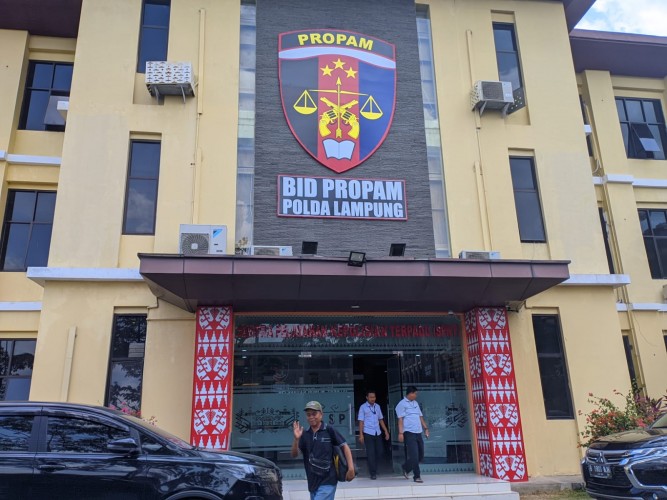 Keluarga Korban Pembunuhan Andika Sanjaya Laporkan Kasus ke Polda Lampung, Diduga Ada Kejanggalan Penanganan