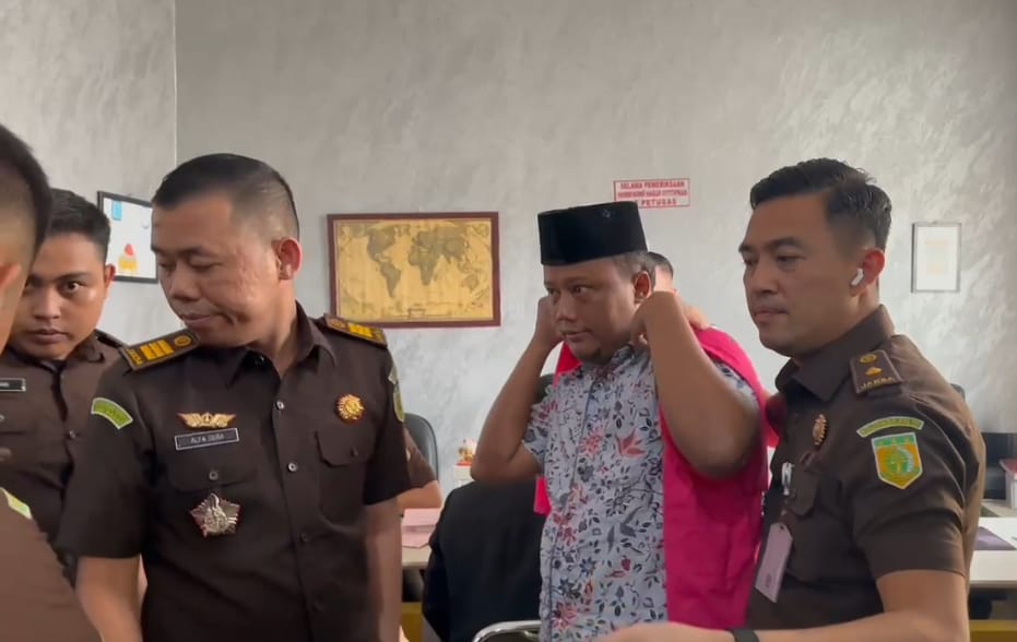 Kejari Lamteng Tetapkan Ketua dan Bendahara Koni Sebagai Tersangka.