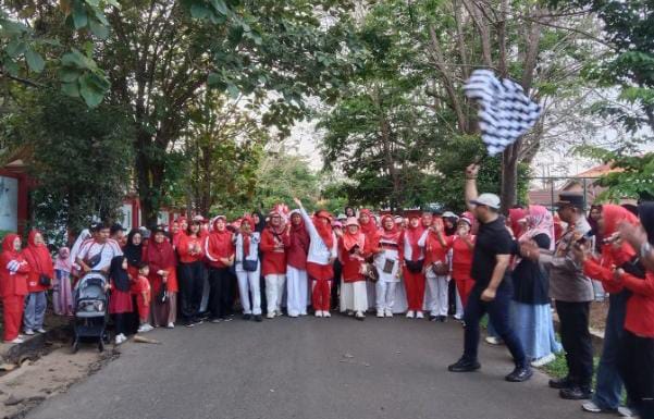 Dinas Pendidikan dan Kebudayaan Kota Metro Gelar Jalan Sehat diikuti Ribuan Peserta