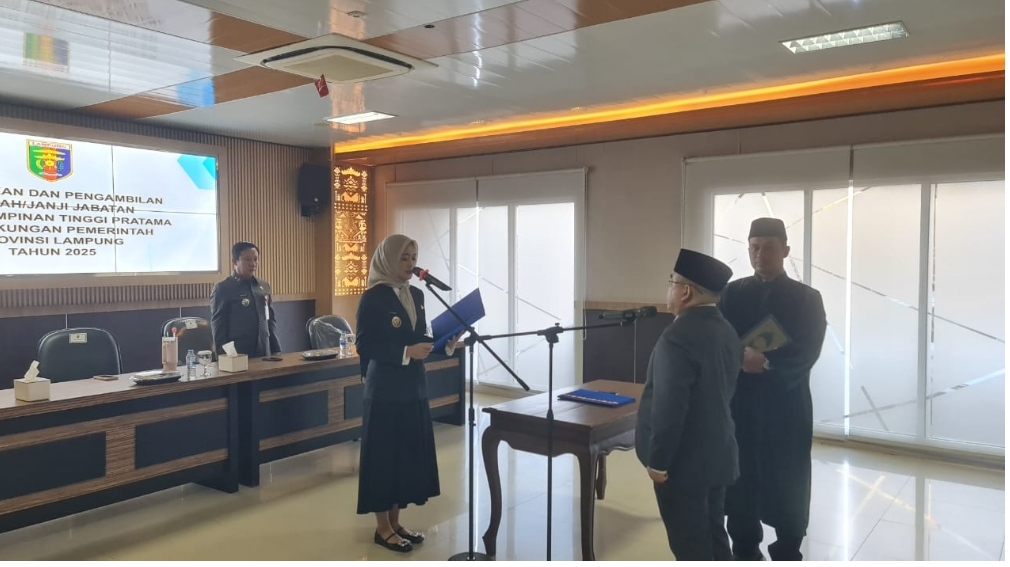 Wagub Lampung Lantik dr. Imam Ghozali sebagai Direktur RSUDAM