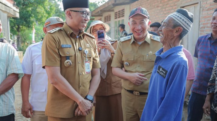 Gubernur Mirza Dialog Dengan Petani di Lampung Timur, Tinjau Penggilingan Padi dan Produksi Pupuk Organik