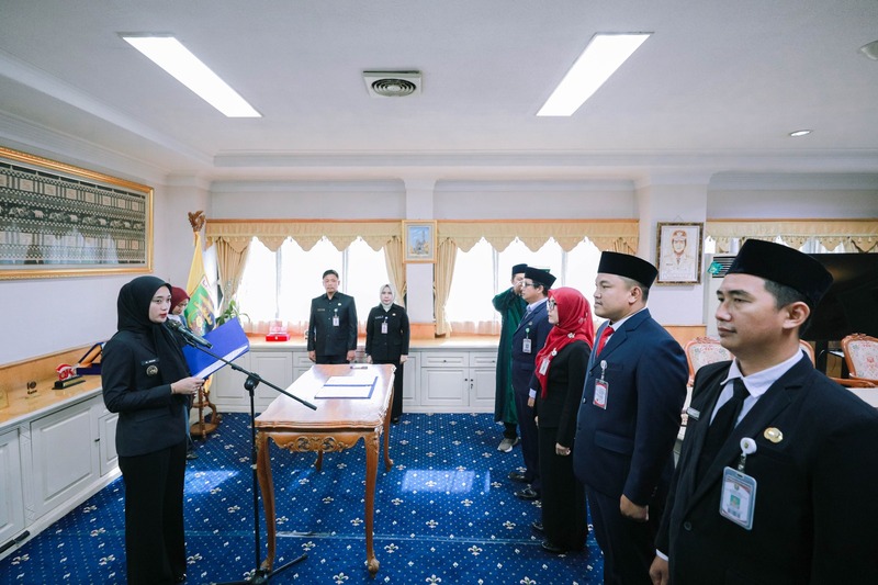 Pemprov Lampung Lantik 4 Pejabat Baru untuk Perkuat Birokrasi
