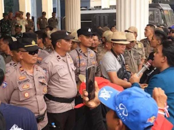 Ajudan Sekdakab Tulang Bawang Arogan Dilaporkan ke Polisi