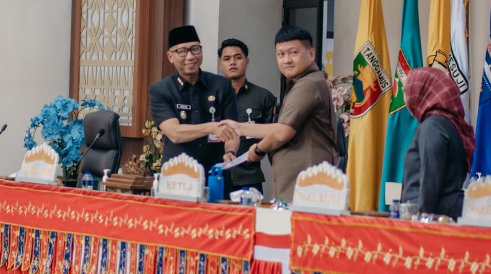 Rapat Paripurna, Pemprov – DPRD Lampung Perkuat Sinergi Pembentukan Regulasi Daerah Berkualitas