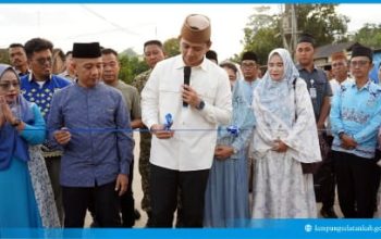 Bupati Egi Resmikan Jalan Babatan-Simpang Bayur yang Bertahun-Tahun Rusak Kini Bagus Dan Mulus
