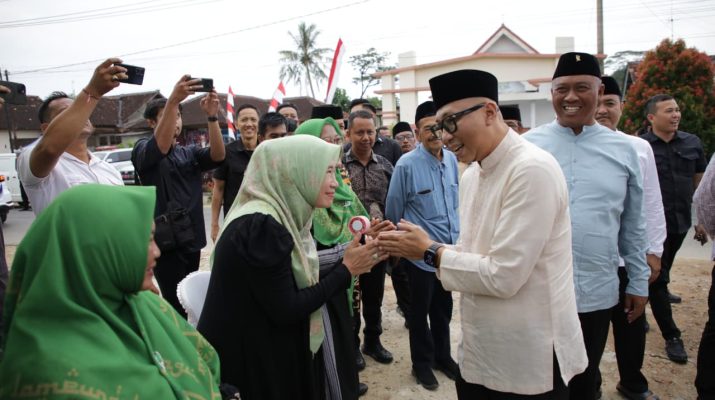 Serap Aspirasi, Gubernur Mirza dan Purnama Wulan Sari Safari Ramadan di Lampung Tengah