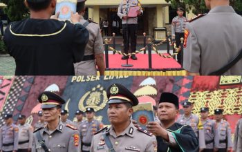Kapolres Tanggamus Pimpin Sertijab Kapolsek Pulau Panggung dan Kenaikan Pangkat Pengabdian Personel