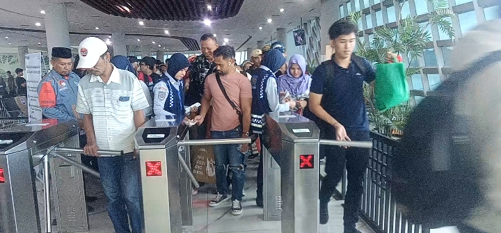 PT ASDP Jaga Ritme Layanan Tetap Optimal 60 Persen Pemudik Arus Balik Lebaran Sudah Kembali Dari Sumatera ke Jawa