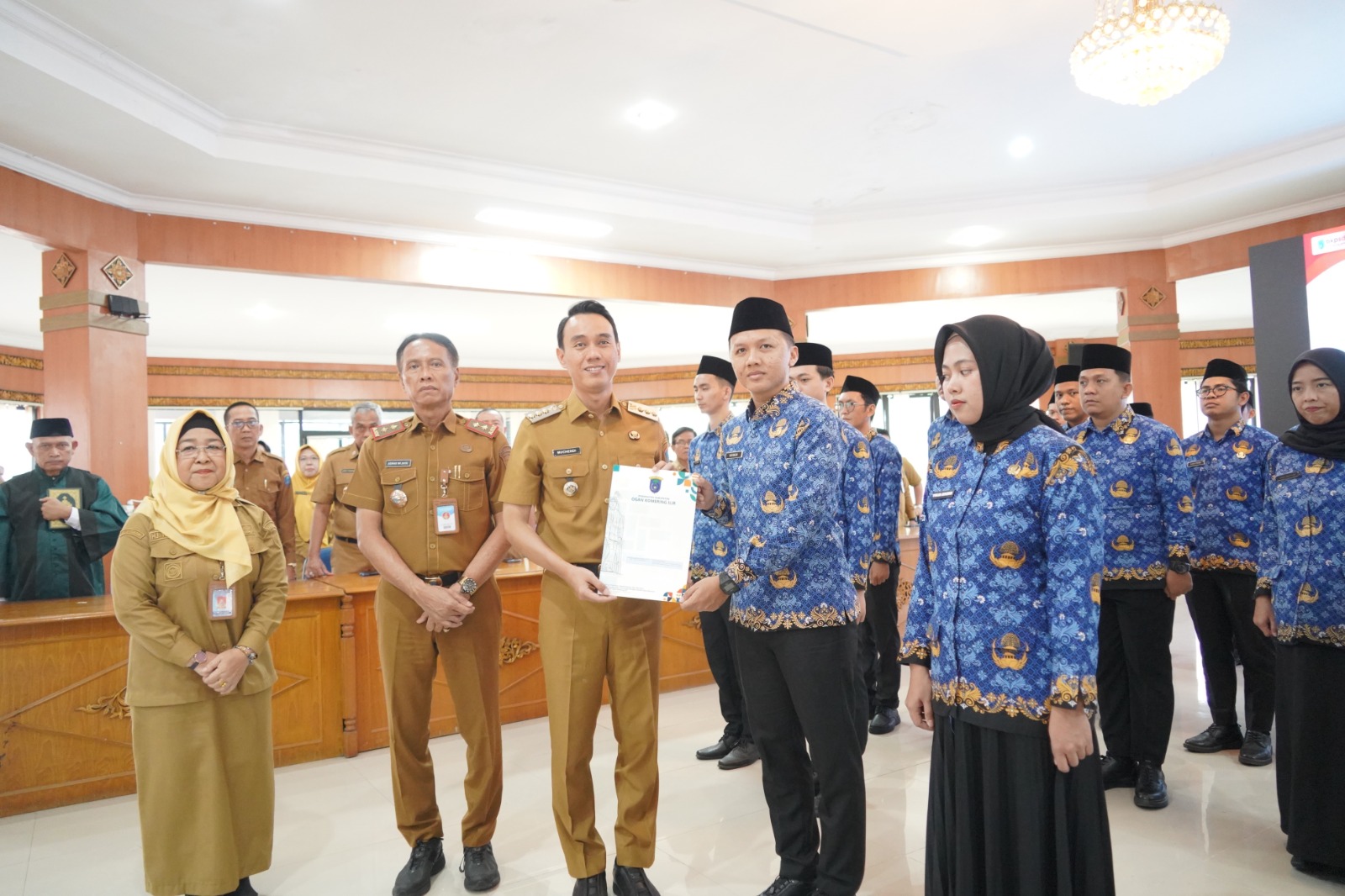 Bupati OKI Singgung “CEO Menyamar”, Menantu Kepala BKPSDM Jadi Sorotan – BKPSDM Dikritik Tidak Berikan Dampak Perubahan